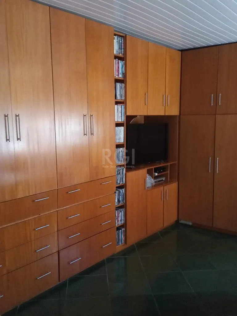 Imagem Casa para Venda - 200m², 4 dormitórios, 2 vagas - Vila Ipiranga