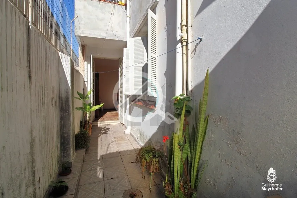 Imagem EXCLUSIVIDADE. Apartamento amplo de dois dormitórios, banheiro social, living para dois ambientes, ...