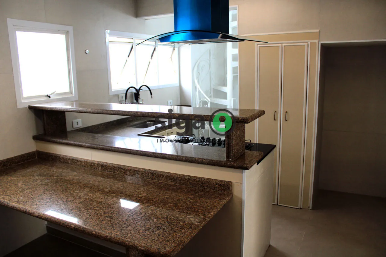 Imagem Cobertura Duplex na Vila Olímpia - 205m², 3 quartos, 2 vagas á Venda.