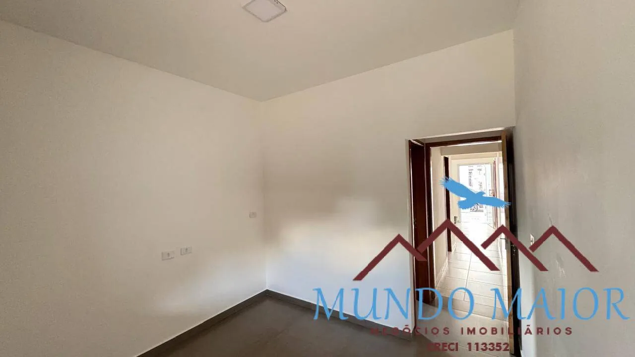 Imagem Casa térrea reformada com 3 quartos e amplo quintal à venda no Jardim Borda
