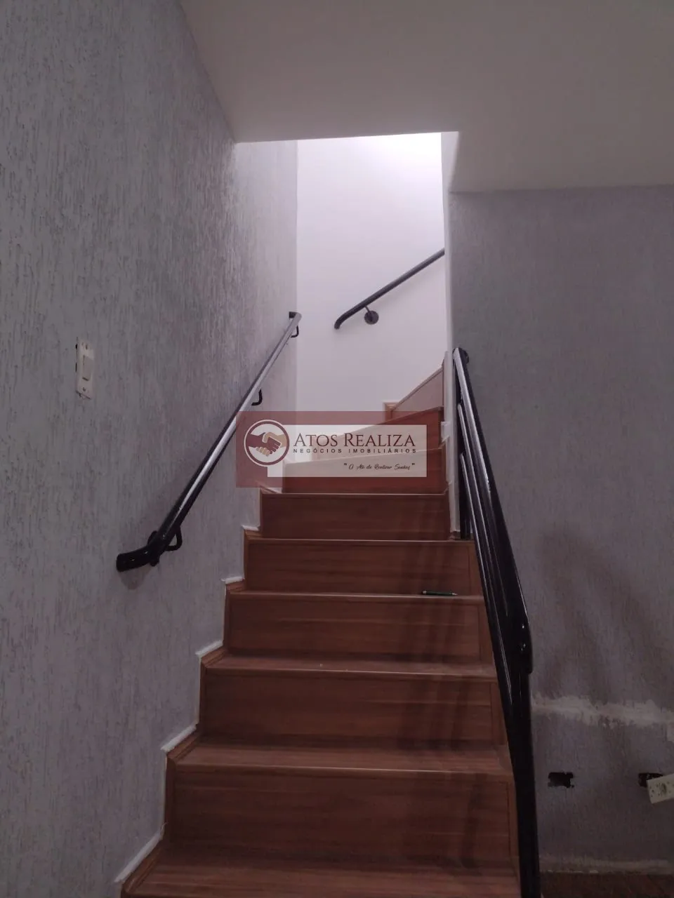 Imagem Sobrado em Vila Gea Campo Grande, 3 dormitórios, 02 vagas por R$3.000/mês