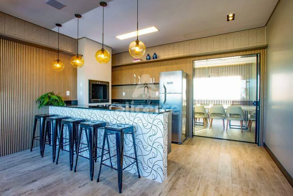Imagem Apartamento à venda com 2 quartos 1 suíte, 72,05m² em Kobrasol São José