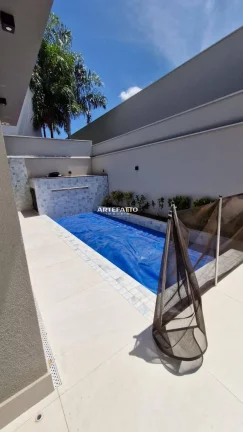 Imagem Casa térrea em condomínio fechado
