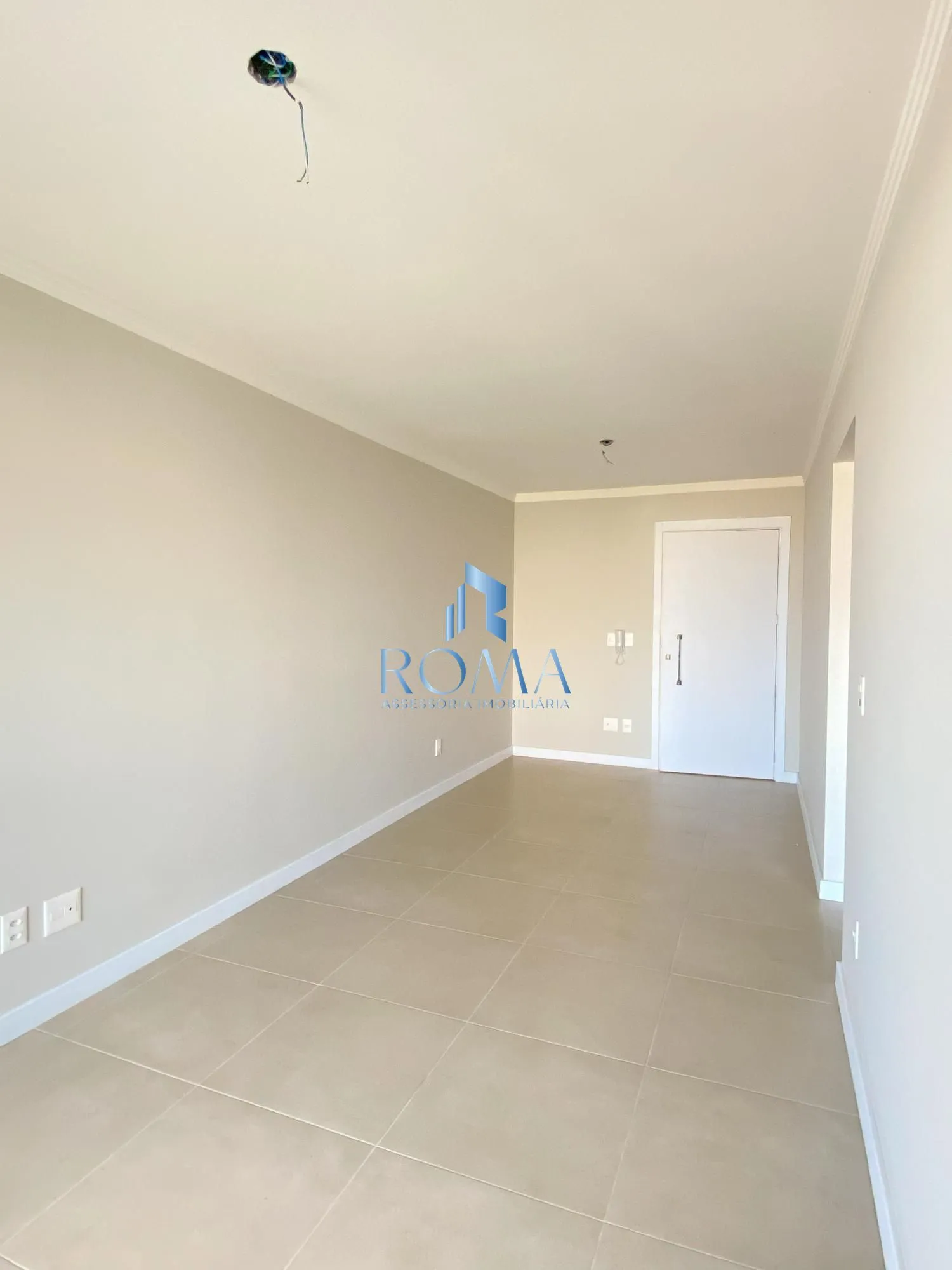 Imagem APARTAMENTO SEMI MOBILIADO