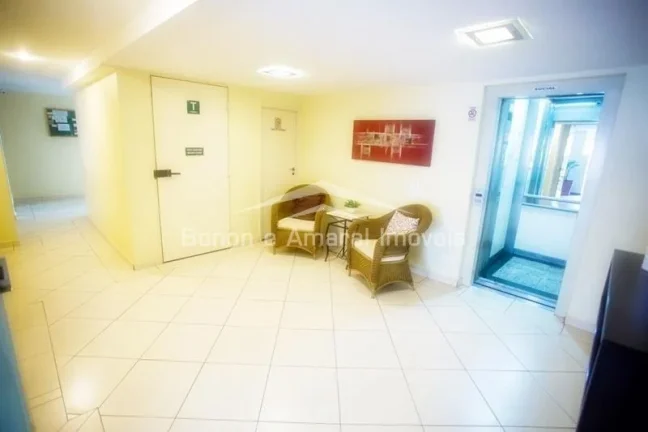 Imagem Este encantador apartamento de 65 m² oferece praticidade e conforto em cada detalhe. Conta com trê...