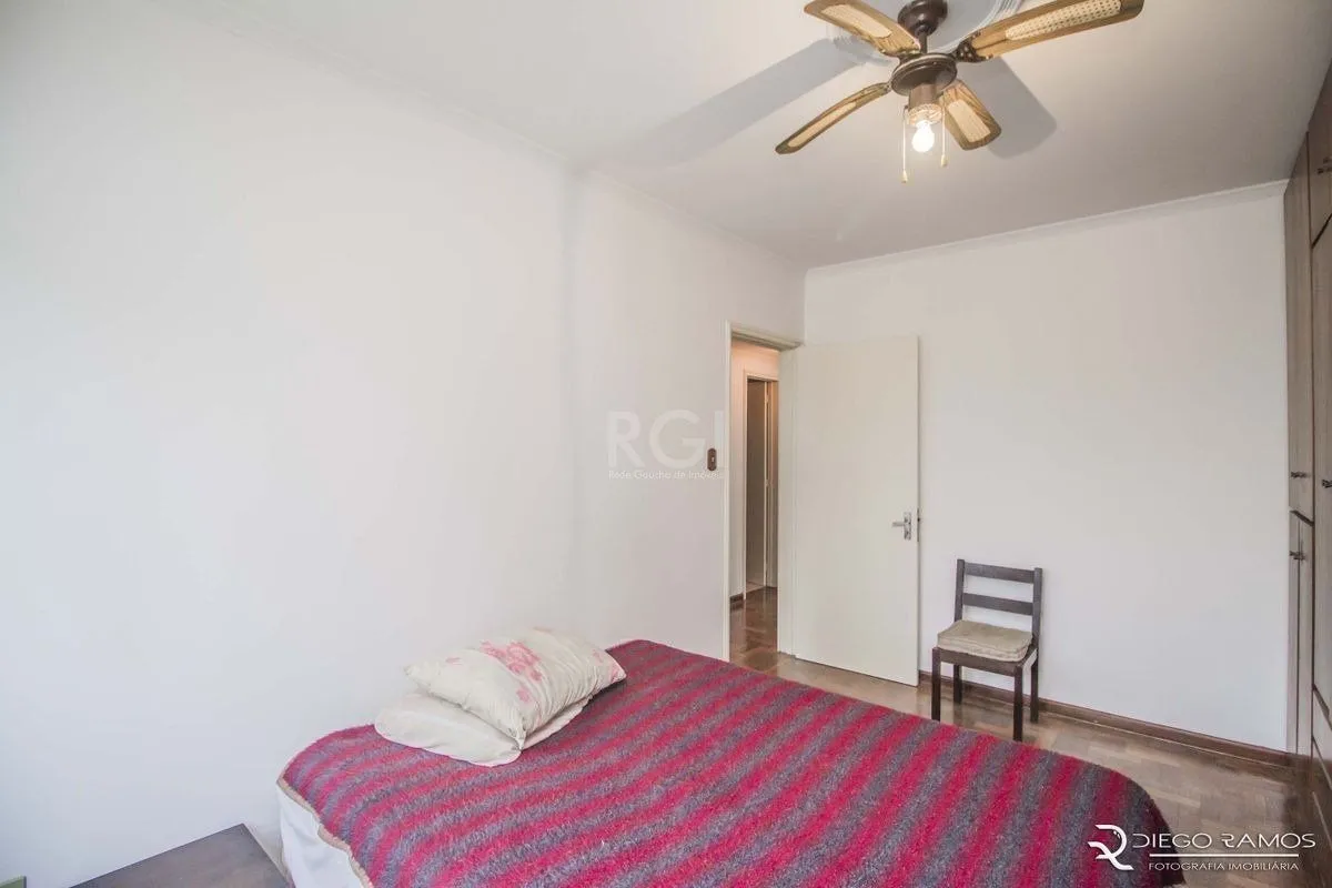 Imagem Apartamento para Venda - 96m², 3 dormitórios, 1 vaga - Menino Deus