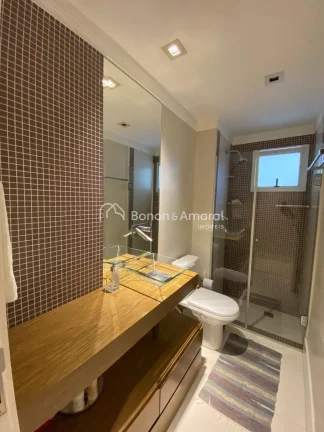 Imagem Este apartamento está localizado em uma das regiões mais valorizadas de Campinas, na Rua Hermantin...