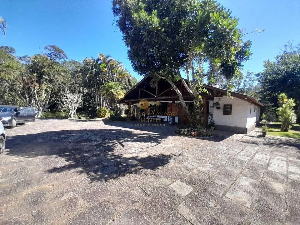 Imagem Sítio para Venda em Teresópolis / RJ no bairro Granja Florestal