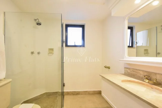 Imagem Flat disponível para venda no Golden Tower Residence no Itaim Bibi, com 43,55m², 1 dormitório e 1 vaga