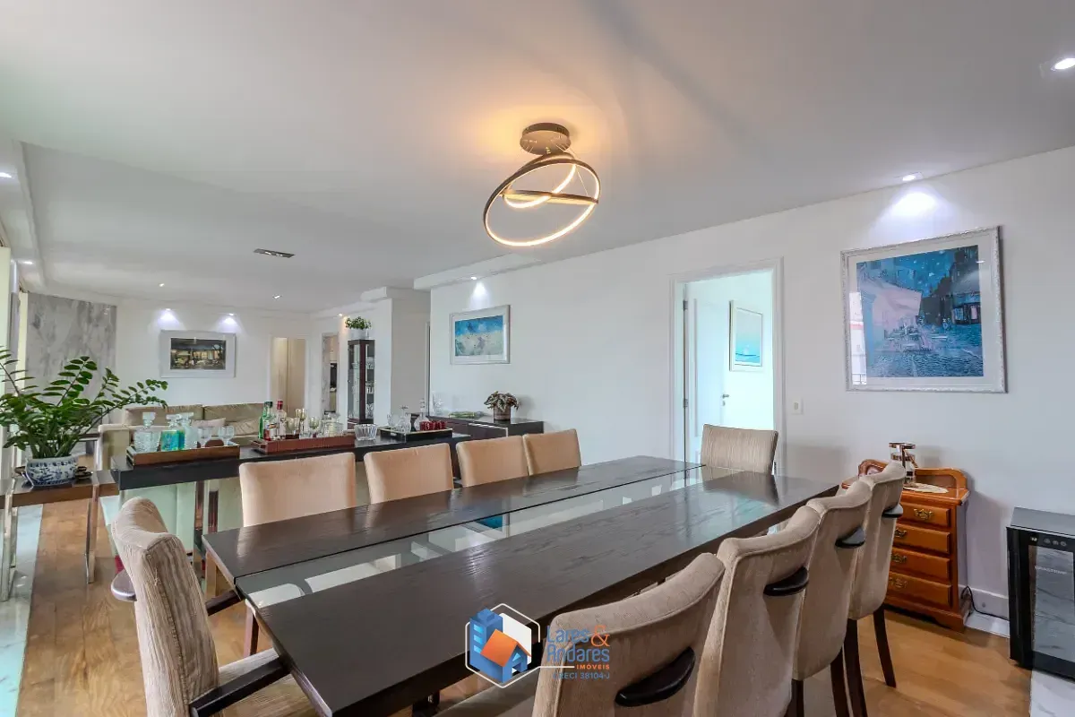 Imagem Apartamento para venda em Campo Belo com 3 quartos, sendo 3 suítes, 237m²