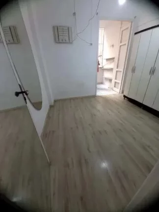 Imagem Kitnet à venda em Rio de Janeiro, Copacabana, com 1 quarto, 39m2