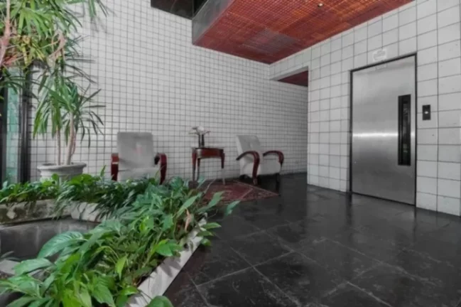 Imagem Vende-se linda Cobertura de 179m², toda reformada e com uma vista deslumbrante de São Paulo!!