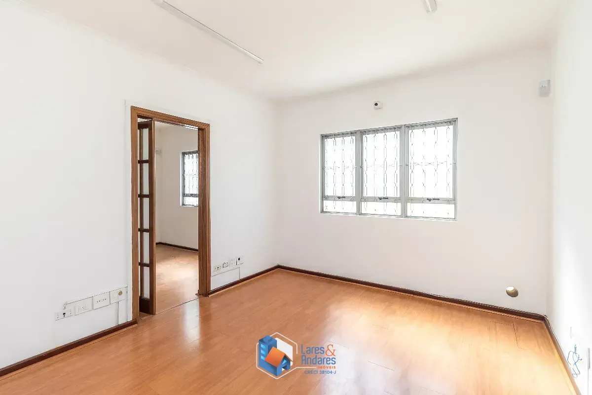 Imagem Casa comercial para venda e locação em Indianópolis, 315m²