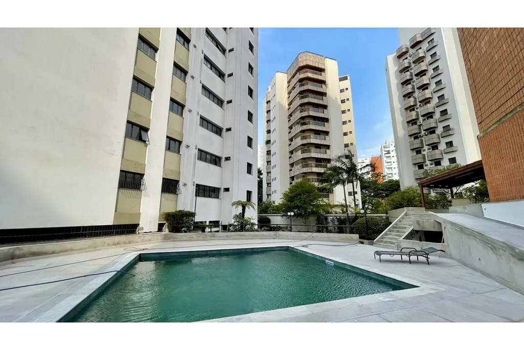 Imagem Cobertura à venda em São Paulo, Campo Belo, com 4 quartos, 447m2