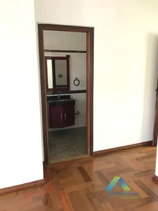 Imagem Campestre Sobrado 285 metros, 3 dormitórios, 1 suíte, área gourmet, com cozinha mineira, ótima localização e valor !!!