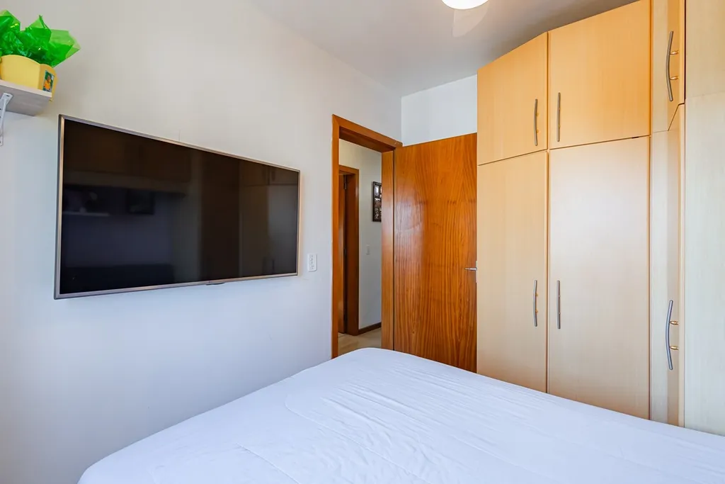Imagem Apartamento à venda em Porto Alegre, Partenon, com 3 quartos, 68m2