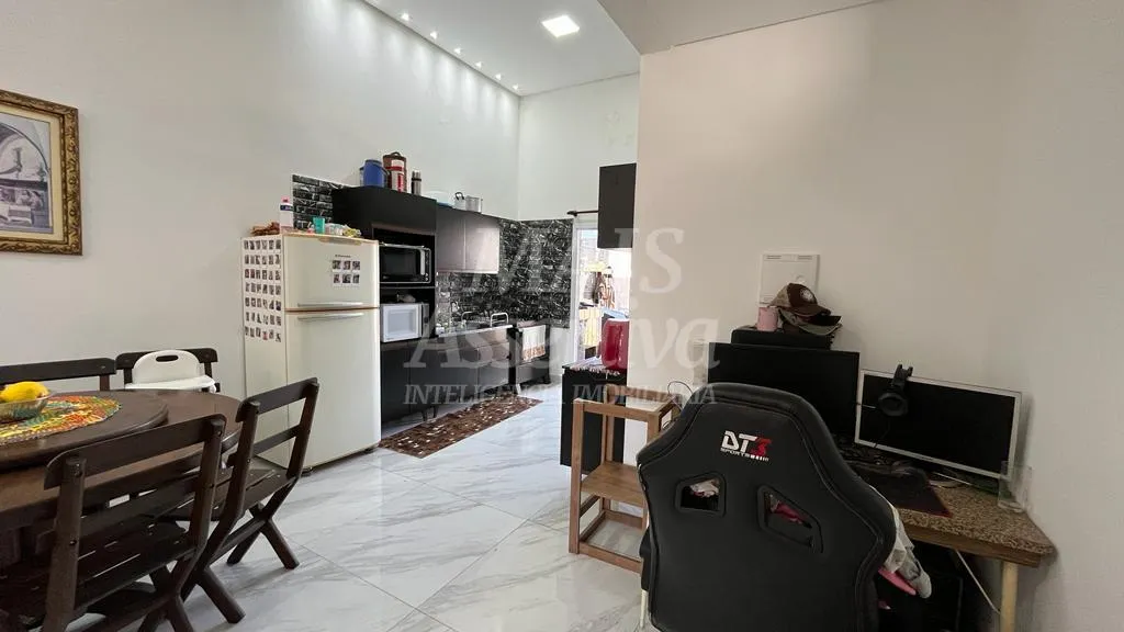 Imagem Casa semimobiliada para venda em Xangri-lá Noiva do Mar.