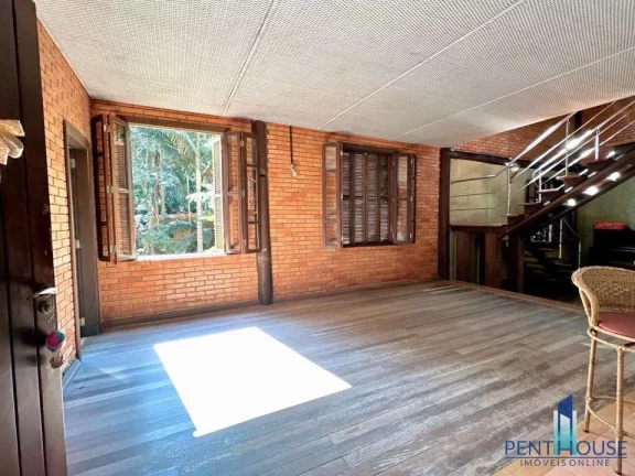 Imagem Casa para Venda em Balneário Camboriú, Praia do Estaleiro, 3 dormitórios, 1 suíte, 2 banheiros, 2 vagas