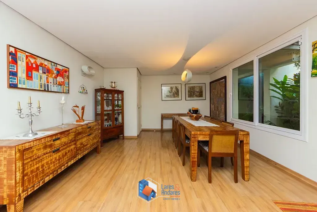 Imagem Casa à venda 4 Quartos 2 Suites 4 Vagas 280M² Interlagos São Paulo - SP