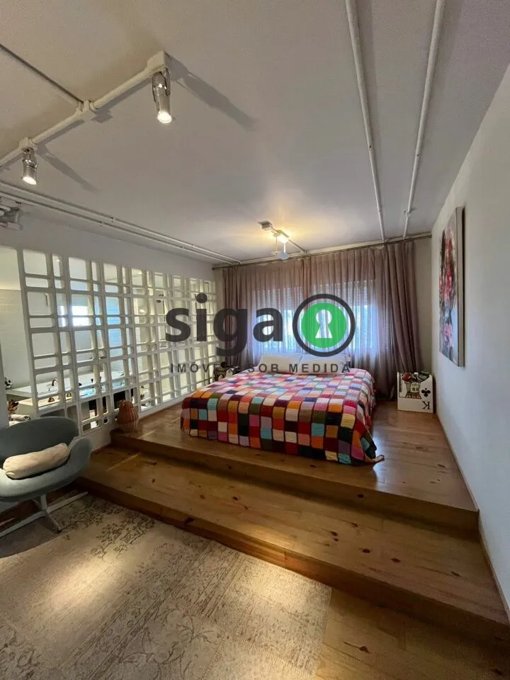 Imagem APARTAMENTO 233M² PARA VENDA E LOCACAO MOBILIADO COM 2 DORMITORIOS NO CAMPO BELO
