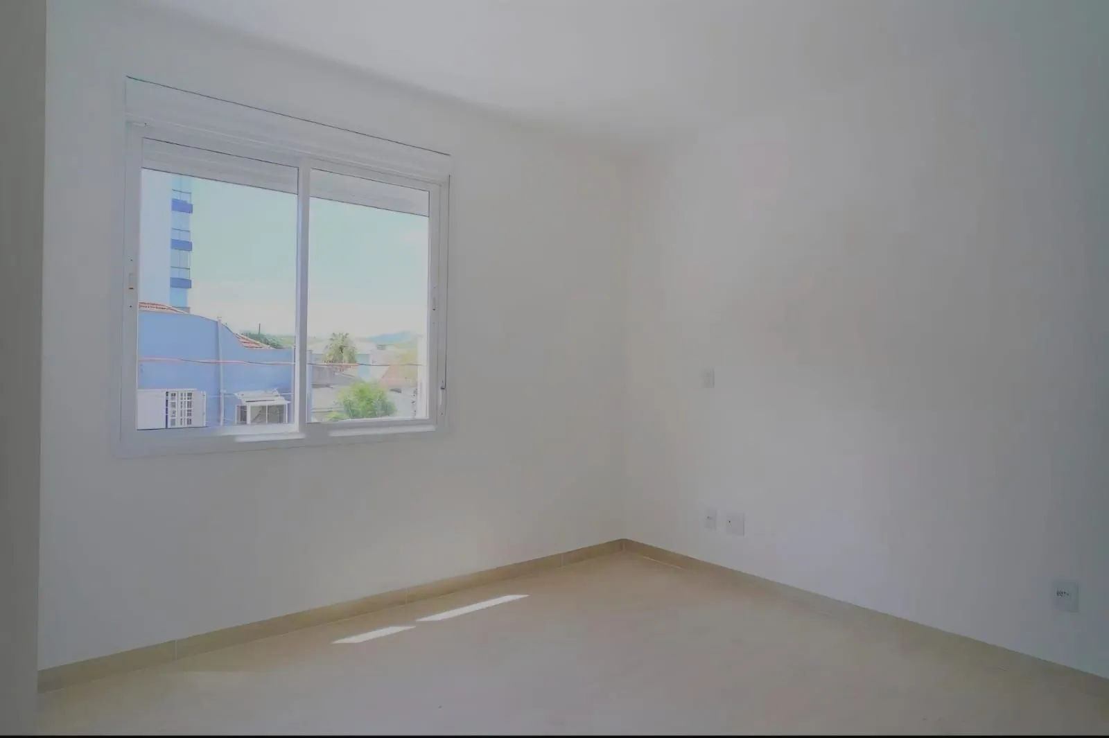Imagem Edifício Jules Verne - Venda de apartamento com 02 dormitórios no bairro Petrópolis