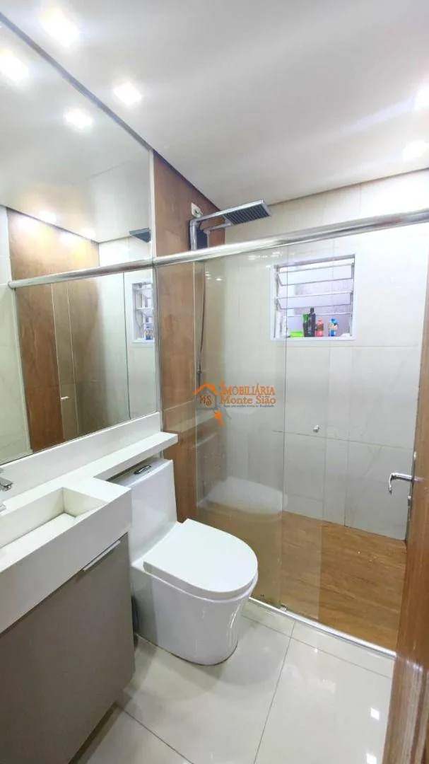 Imagem Sobrado à venda, 248 m² por R$ 750.000,00 - Bonsucesso - Guarulhos/SP