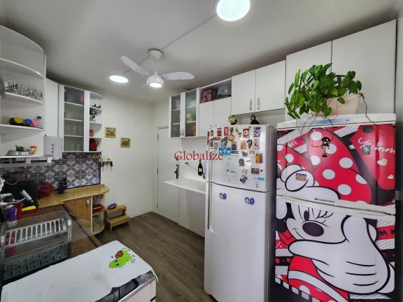 Imagem APARTAMENTO IMPECÁVEL COM 2 DORMITÓRIOS, ELEVADOR, VAGA DE GARAGEM BOX NA PONTA DA PRAIA EM SANTOS POR$ R$ 530.000,00