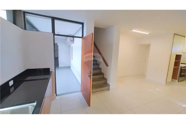 Imagem Casa com 5 suítes 6 vagas no Jardim Everest / Cidade Jardim