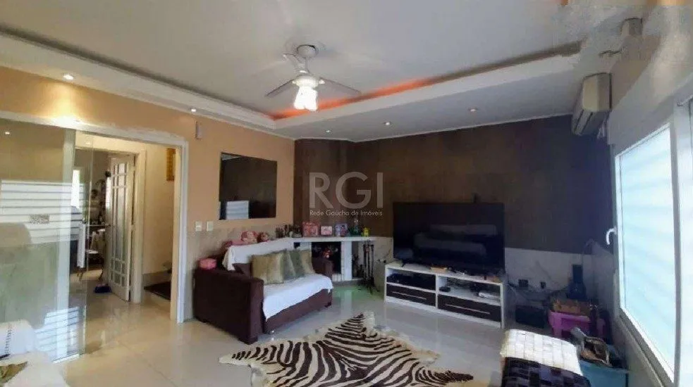 Imagem Casa para Venda - 171.46m², 3 dormitórios, sendo 1 suites, 4 vagas - Medianeira
