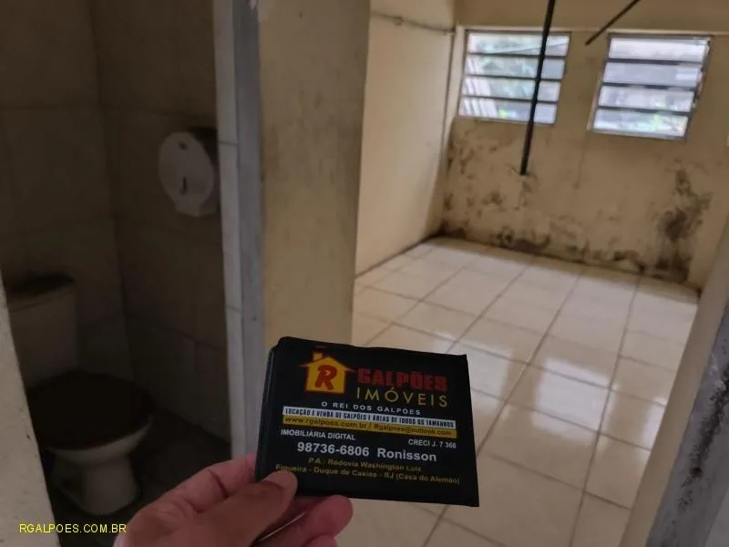 Imagem Galpão para Locação em RIO DE JANEIRO, Pavuna, 2 banheiros