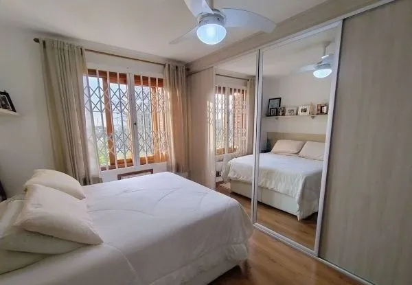 Imagem Apartamento no bairro Teresópolis de 2 dormitórios e vaga