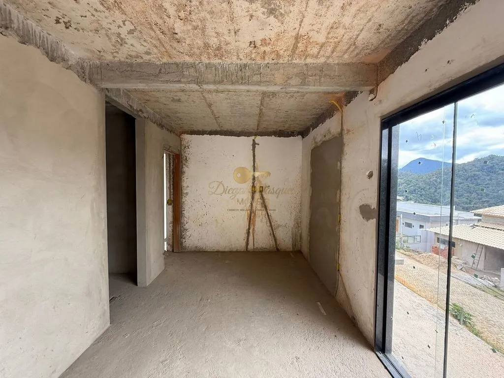 Imagem Casa em Condomínio para Venda em Teresópolis / no bairro Albuquerque