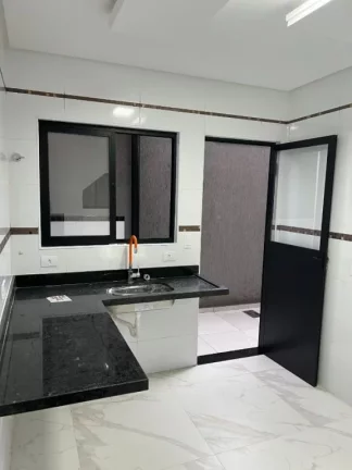 Imagem EXCELENTE OPORTUNIDADE!!! Casa de condominio no Maracanã 2 dormitórios!