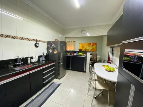 Imagem Casa com 3 Quartos à Venda, 156 m² em Jardim Alvorada - Alfenas
