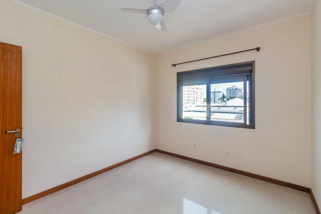 Imagem Apartamento 2 dormitorios à venda Avenida Andaraí, Passo da Areia - Porto Alegre