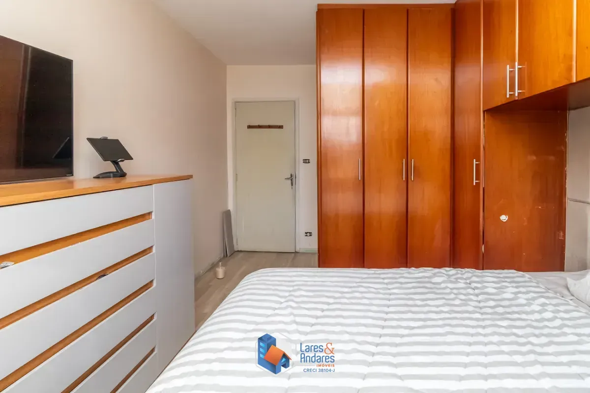 Imagem Sobrado para venda em Parque Maria Domitila com 3 quartos, 126m²