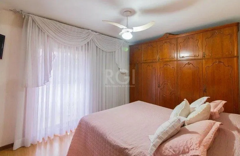 Imagem Ótimo apartamento de 120m² com 3 dormitórios e 1 vaga de garagem
