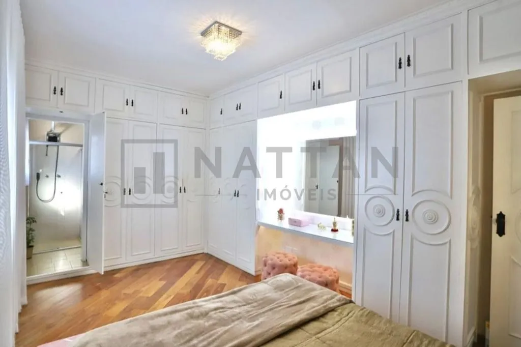 Imagem Sobrado à venda no Anália Franco com 320 m², 3 dormitórios e escritório independente