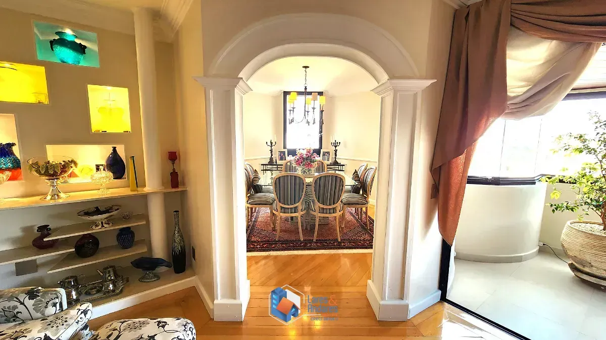 Imagem Apartamento para venda em Moema com 4 quartos, sendo 4 suítes, 198m²
