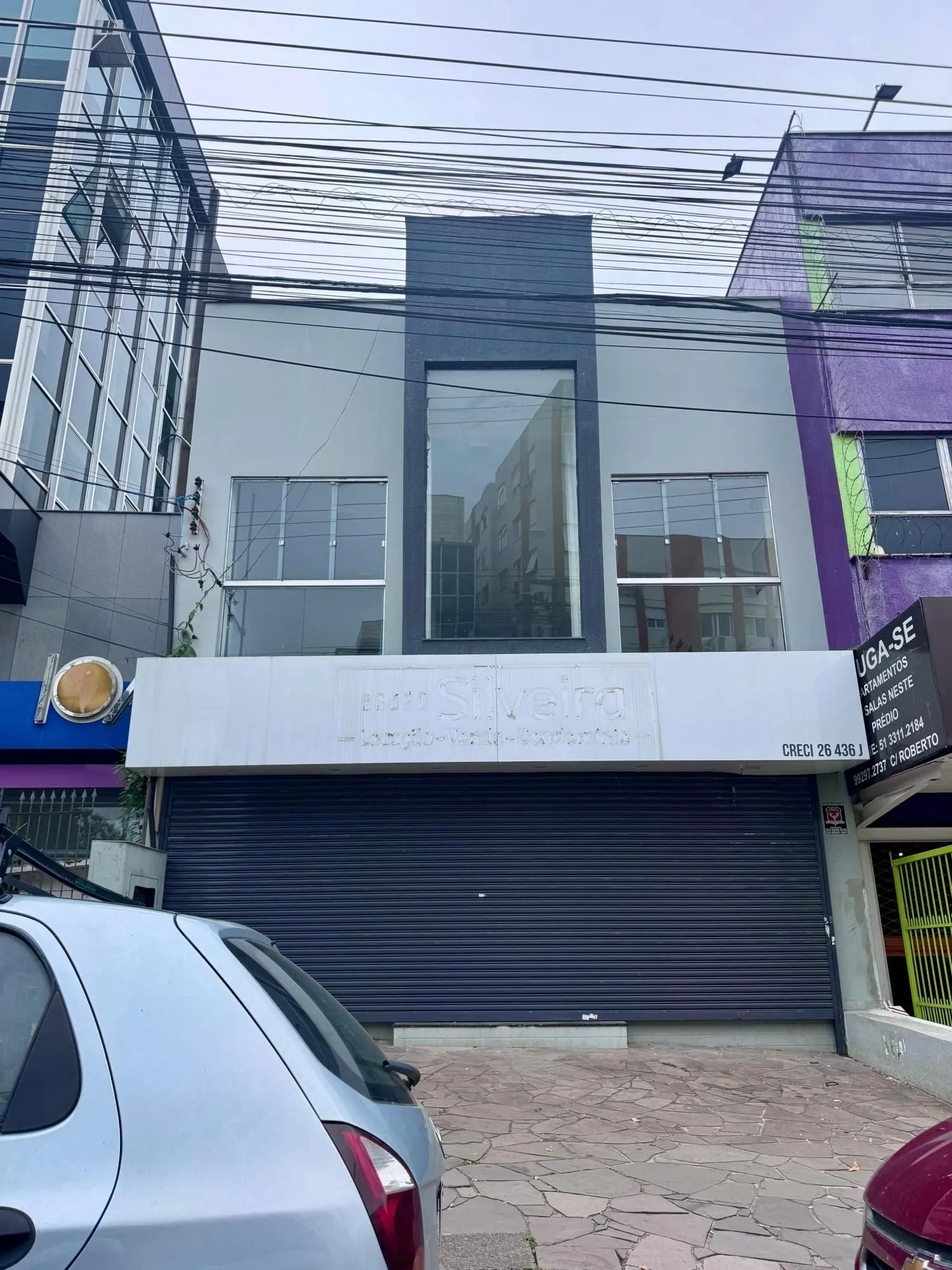 Imagem MÁFFER IMÓVEIS ALUGA - AMPLO PRÉDIO COMERCIAL COM 2 PAVIMENTOS Bairro Floresta - Porto Alegre Excelente prédio comercial, próximo ao shopping Total