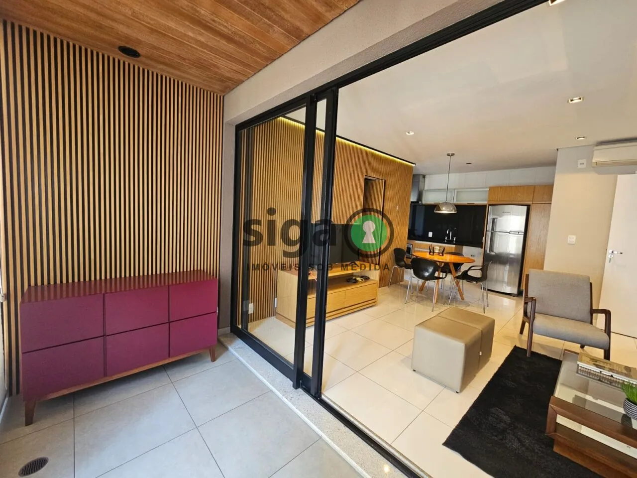 Imagem Apartamento mobiliado para alugar no Condomínio Limited Funchal