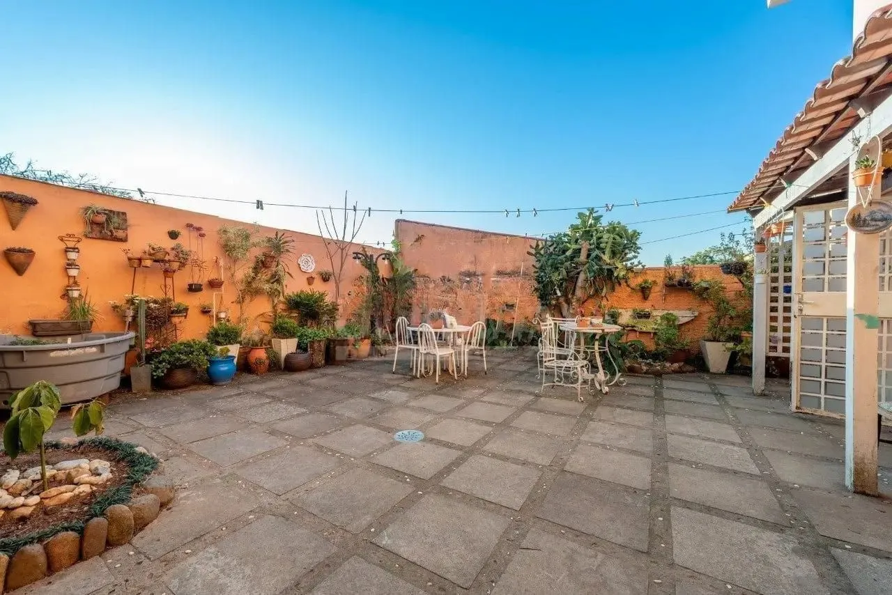 Imagem Casa de 3 dormitórios com 206m² à venda no Bairro Santa Tereza.