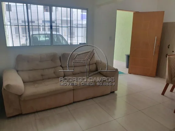 Imagem Espaçoso Sobrado à Venda na Cidade Ocian - 3 Quartos e 3 Vagas