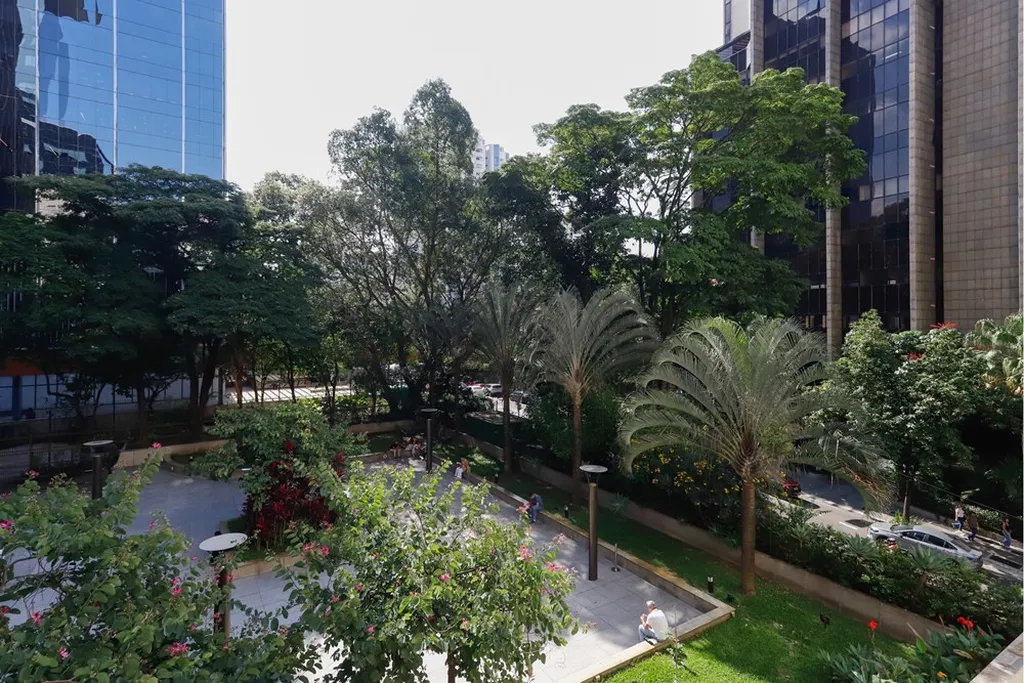 Imagem Apartamento à venda em São Paulo, Cerqueira César, com 3 quartos, 192m2