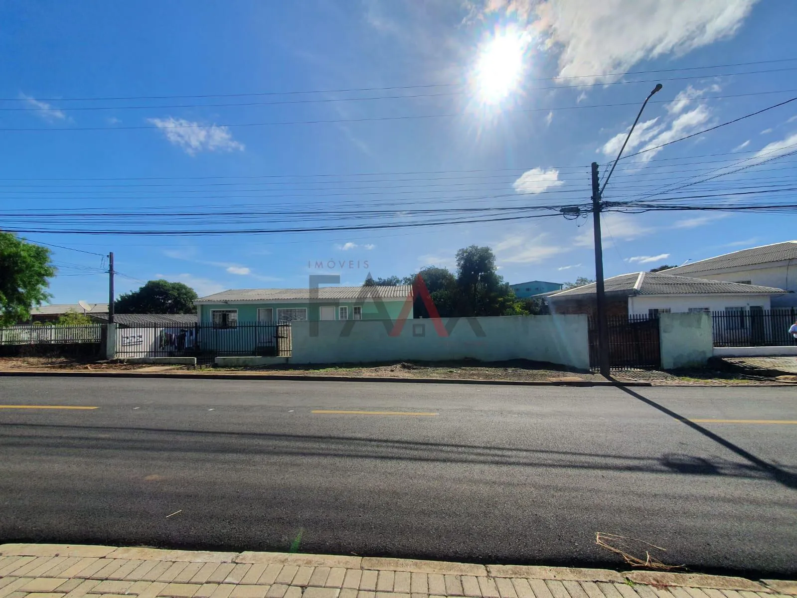 Foto do imóvel Casa a venda com terreno de 600m localizado no bairro dos Estados em Guarapuava