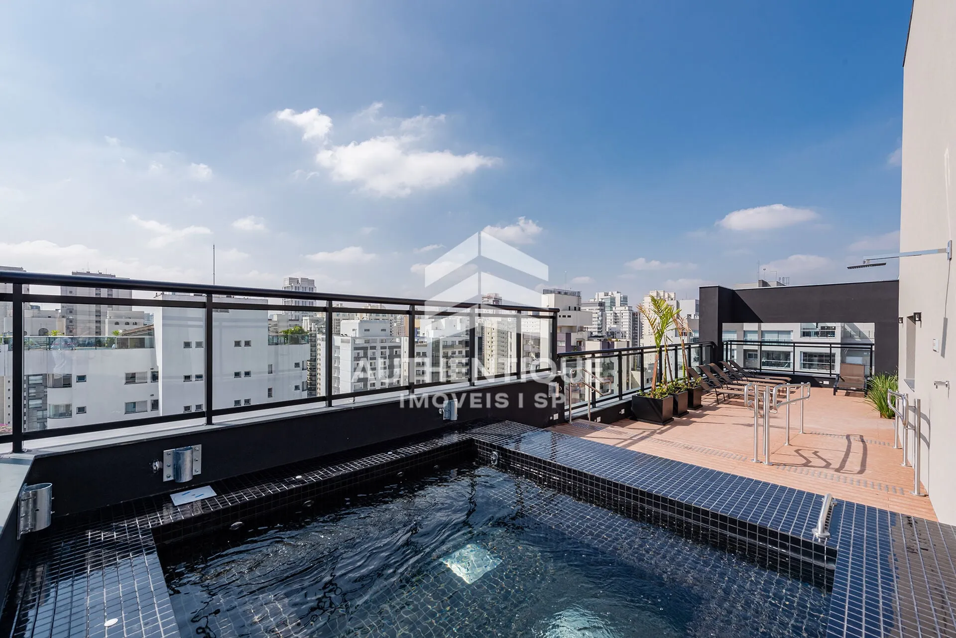 Imagem 1300 Jurupis Moema - Apartamento à venda em São Paulo/SP