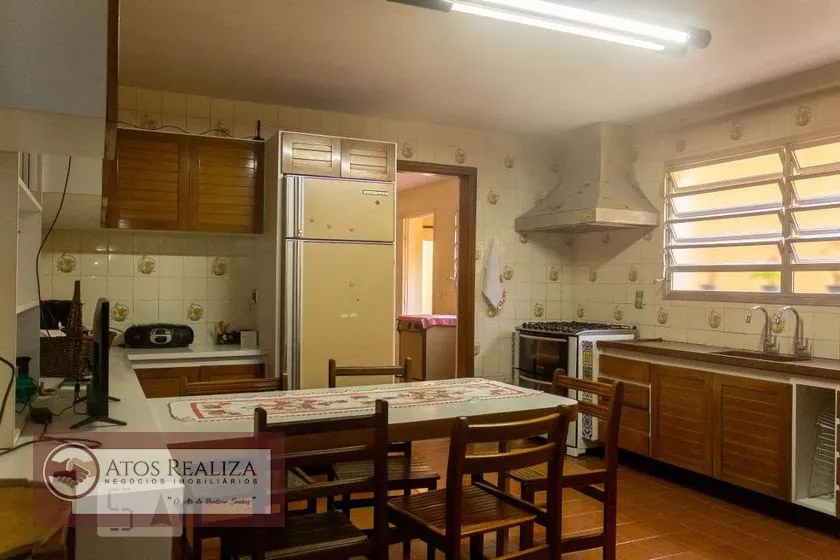 Imagem Venda Sobrado Interlagos: 300m², 3 Suítes por R$796.000