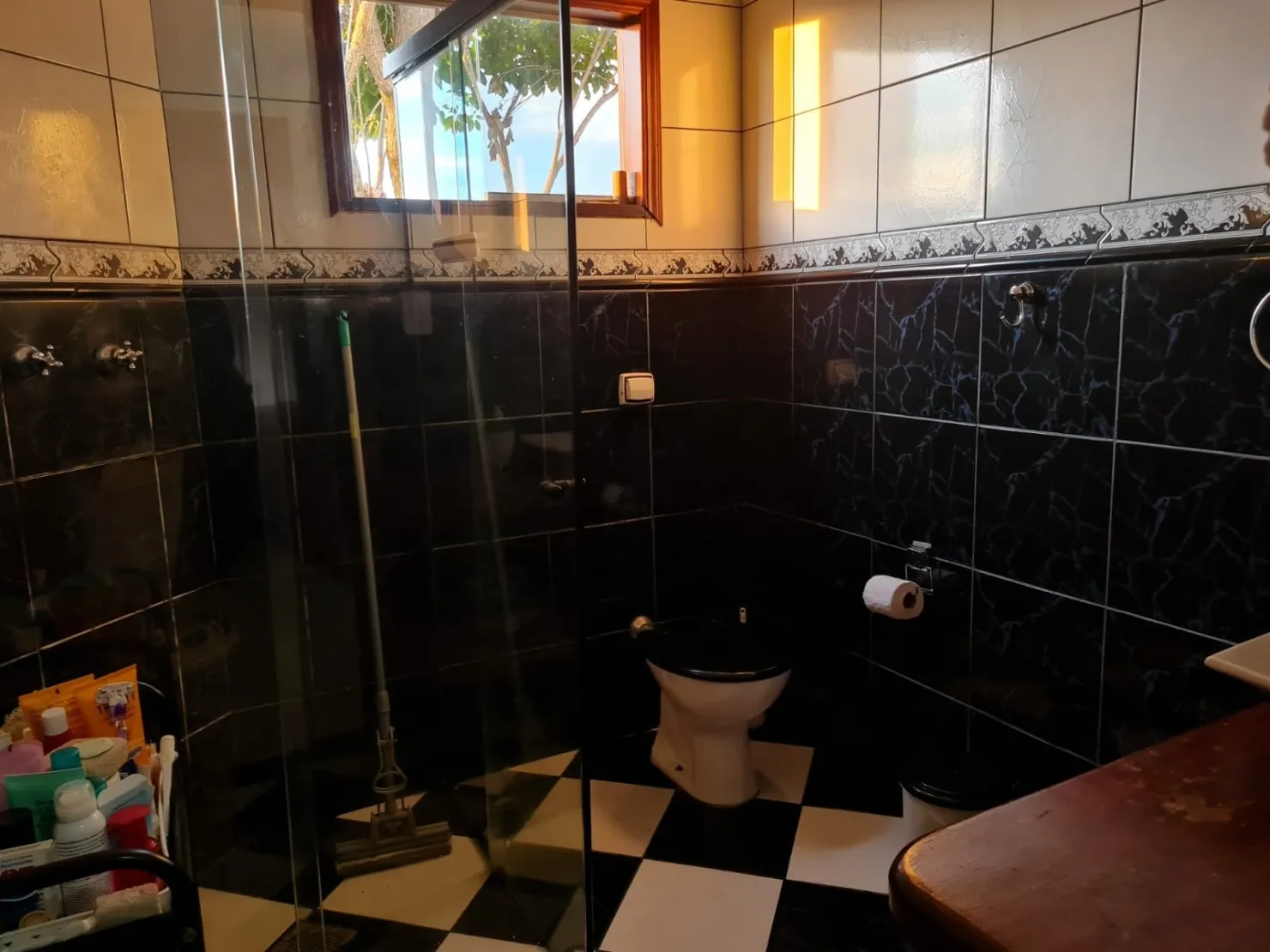 Imagem Casa à venda 3 Quartos, 2 Suites, 3 Vagas, 290M², Vila Suiça, Pindamonhangaba - SP