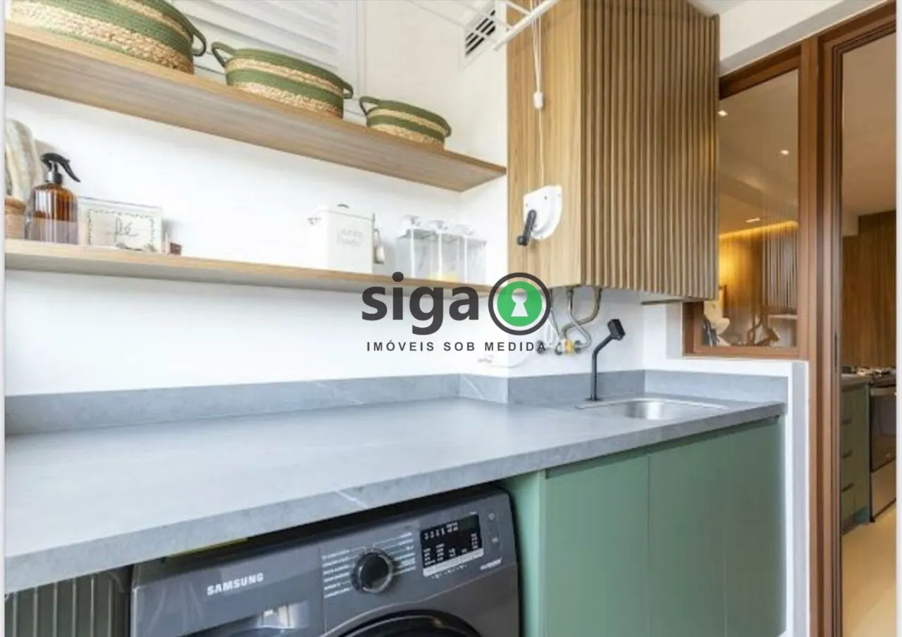 Imagem Apto com 142m² à Venda no Campo Belo, com 2 suites, sendo a máster com closet, 2 vagas, Mobiliado