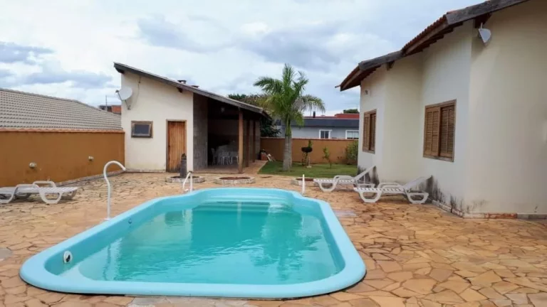 Imagem Linda casa de campo a venda no condomínio Ninho Verde II Eco Residence